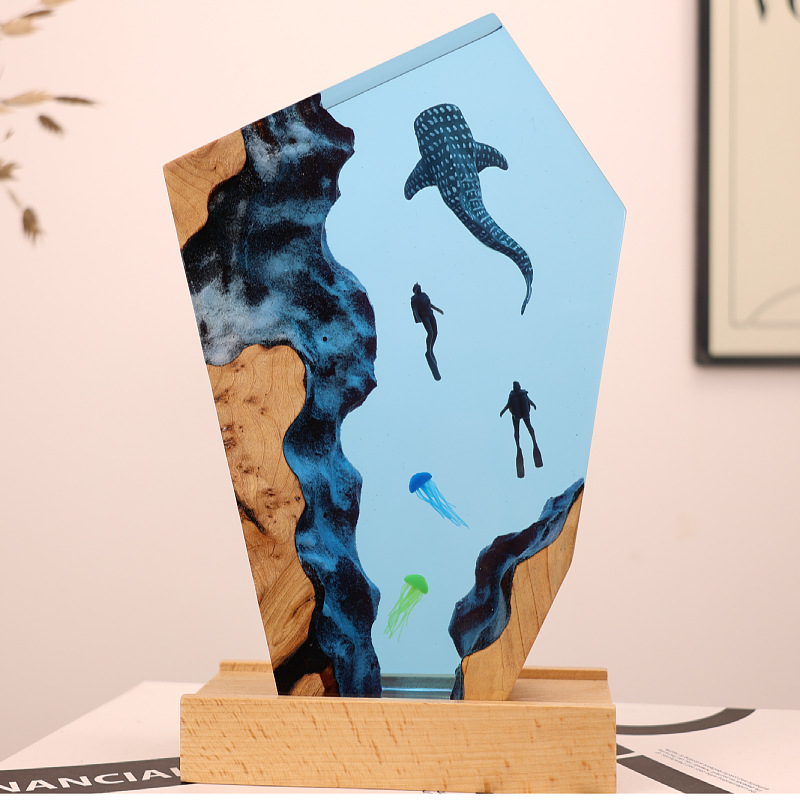 Resin Cave Whale Diver Desktop - Resin Art For Anniversary Gift recension och pris