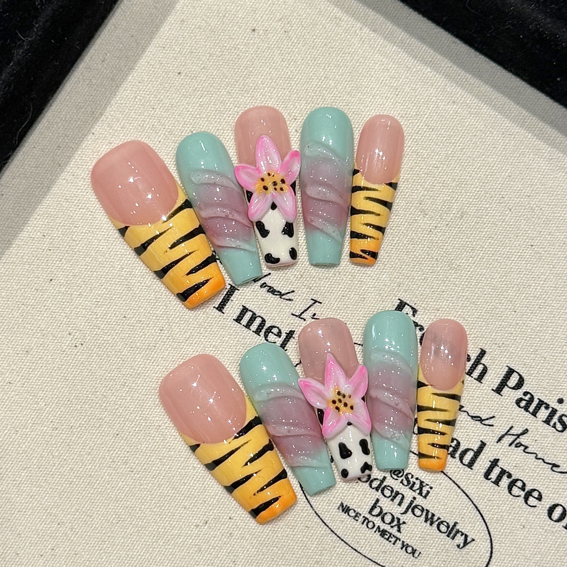 10pcs Pure Hand Pressed Coffin - Resin Art Of Flowers recension och pris