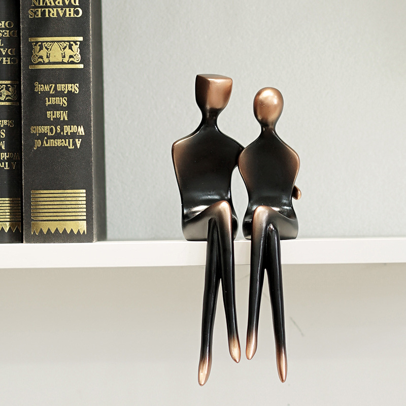Couple Hugging Sculpture, Home - Resin Art For Anniversary Gift recension och pris