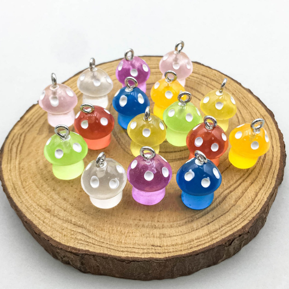 16pcs Luminous Mushroom Charms - Resin Art Pendant recension och pris
