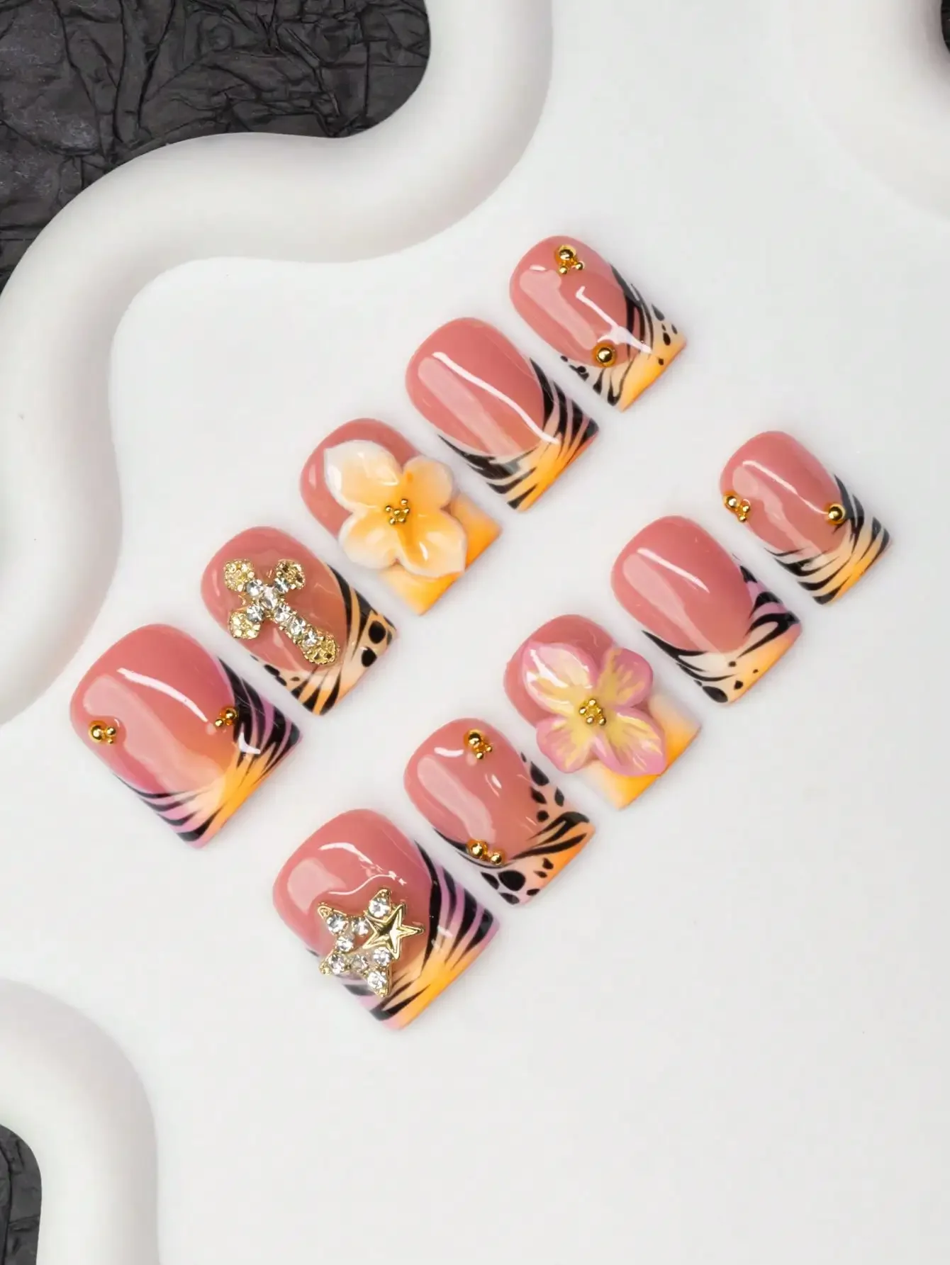 10pcs/Set Handmade Square Nail - Resin Art Of Flowers recension och pris