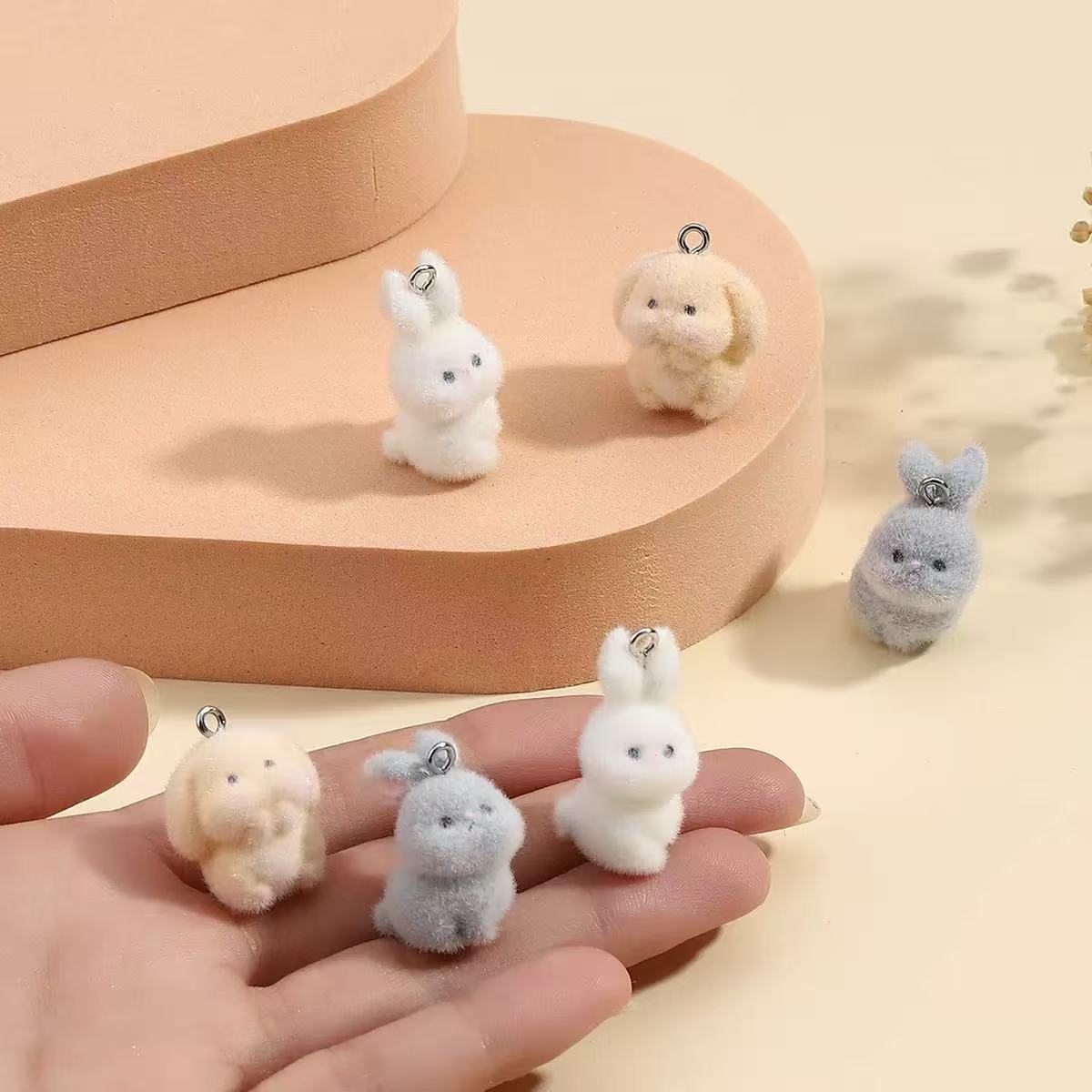 10pcs Flocking Little Rabbit R - Resin Art Pendant recension och pris